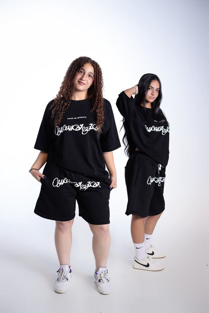 snekk pain of worth black tee
